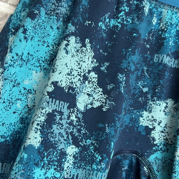 Gymshark‎ - Picture 3 of 9